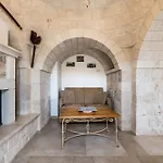 펜션 Le Dimore Crescenzio, Authentic Apulian Experience *