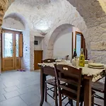 Le Dimore Crescenzio, Authentic Apulian Experience Locorotondo
