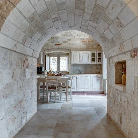Ferienhaus Le Dimore Crescenzio, Authentic Apulian Experience