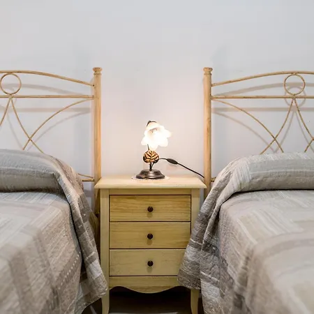 Ferienhaus Le Dimore Crescenzio, Authentic Apulian Experience *