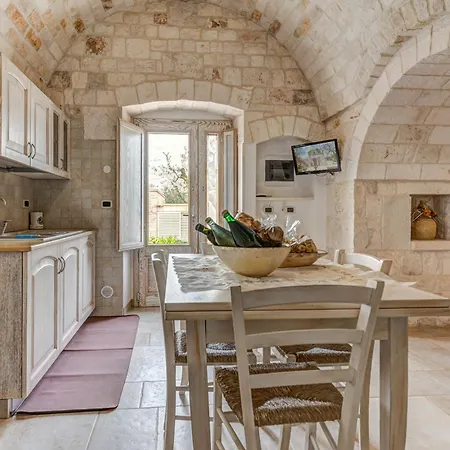Le Dimore Crescenzio, Authentic Apulian Experience * Locorotondo