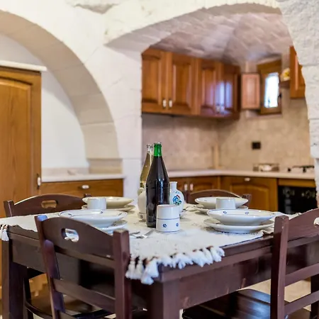 Le Dimore Crescenzio, Authentic Apulian Experience * Locorotondo